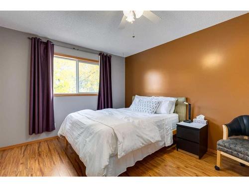 12 Big Springs Rise Se, Airdrie, AB - Indoor Photo Showing Bedroom