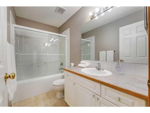 12 Big Springs Rise Se, Airdrie, AB - Indoor Photo Showing Bathroom