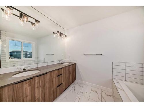 166 Amblehurst Way Nw, Calgary, AB - Indoor Photo Showing Bathroom