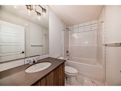 166 Amblehurst Way Nw, Calgary, AB - Indoor Photo Showing Bathroom