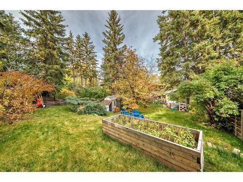 8931 33 Avenue Nw, Calgary, AB - Outdoor