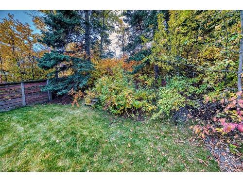 8931 33 Avenue Nw, Calgary, AB - Outdoor