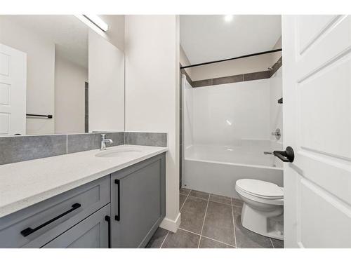 268 Waterford Boulevard, Chestermere, AB - Indoor Photo Showing Bathroom