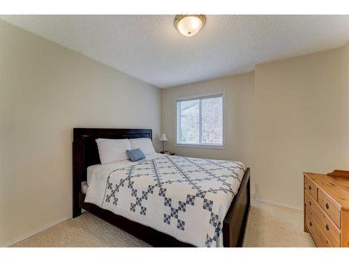 28 Simcrest Point Sw, Calgary, AB - Indoor Photo Showing Bedroom