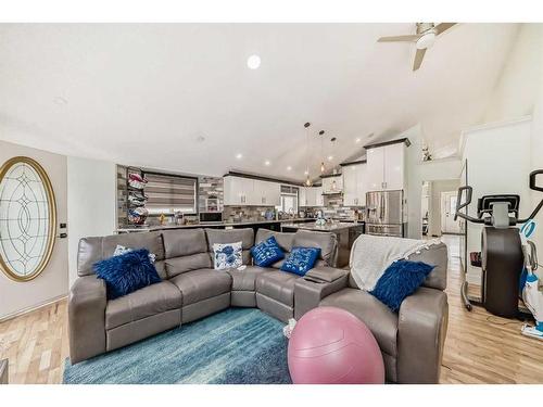 84 Castlefall Way Ne, Calgary, AB - Indoor Photo Showing Living Room