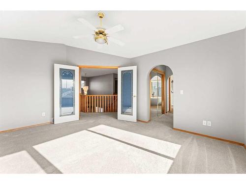 416 Scenic View Bay Nw, Calgary, AB - Indoor Photo Showing Other Room