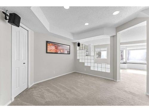 416 Scenic View Bay Nw, Calgary, AB - Indoor Photo Showing Other Room