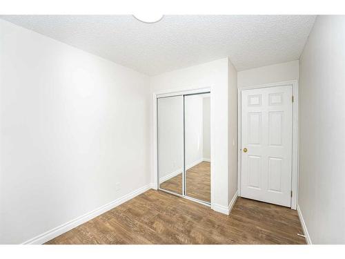 18-175 Manora Place Ne, Calgary, AB - Indoor Photo Showing Other Room