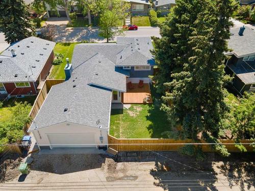 82 Cherovan Drive Sw, Calgary, AB - Outdoor