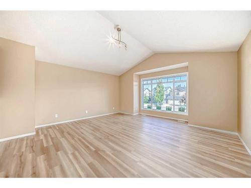 273 New Brighton Lane Se, Calgary, AB - Indoor Photo Showing Other Room