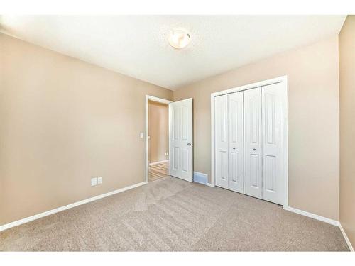 273 New Brighton Lane Se, Calgary, AB - Indoor Photo Showing Other Room