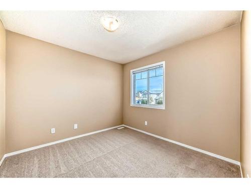 273 New Brighton Lane Se, Calgary, AB - Indoor Photo Showing Other Room