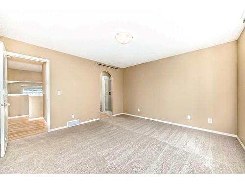 273 New Brighton Lane Se, Calgary, AB - Indoor Photo Showing Other Room