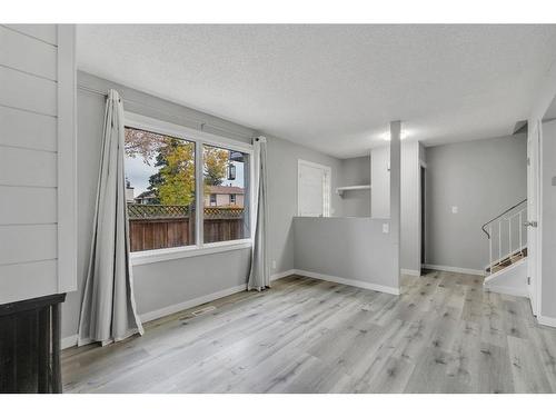 5-6408 4A Street Ne, Calgary, AB - Indoor Photo Showing Other Room