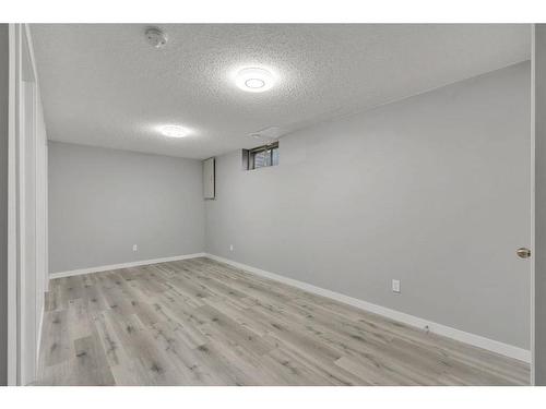 5-6408 4A Street Ne, Calgary, AB - Indoor