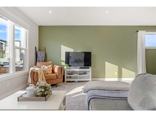 233 Calhoun Common Nw, Calgary, AB - Indoor Photo Showing Living Room