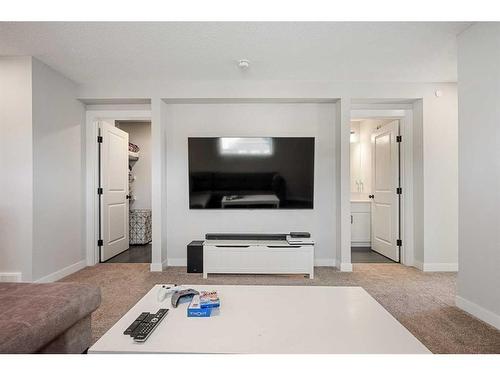 233 Calhoun Common Nw, Calgary, AB - Indoor Photo Showing Living Room