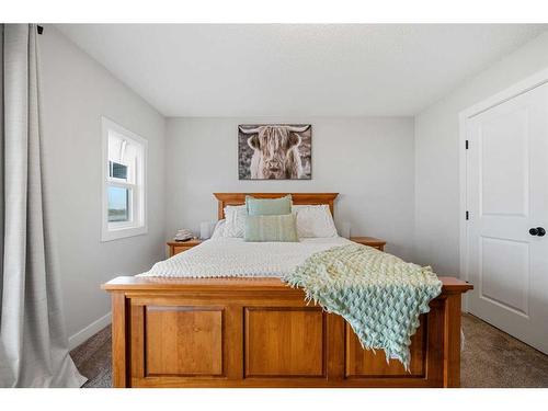 233 Calhoun Common Nw, Calgary, AB - Indoor Photo Showing Bedroom