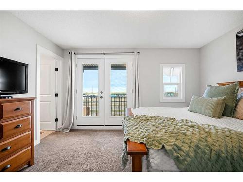 233 Calhoun Common Nw, Calgary, AB - Indoor Photo Showing Bedroom