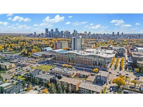 301-1231 17 Avenue Nw, Calgary, AB - Outdoor With View