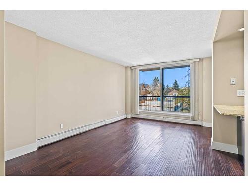 301-1231 17 Avenue Nw, Calgary, AB - Indoor