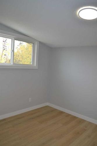 6320 Tregillus Street Nw, Calgary, AB - Indoor Photo Showing Other Room