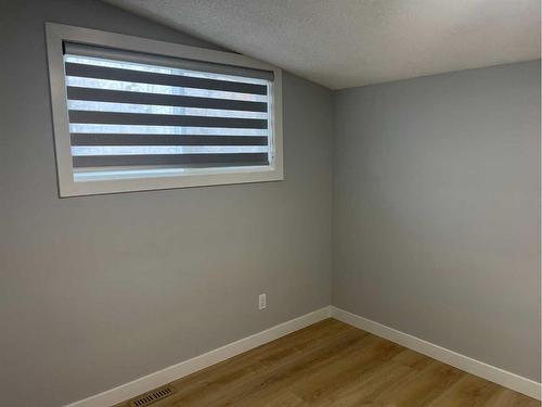 6320 Tregillus Street Nw, Calgary, AB - Indoor Photo Showing Other Room