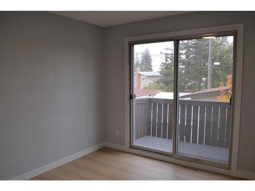 6320 Tregillus Street Nw, Calgary, AB - Indoor Photo Showing Other Room