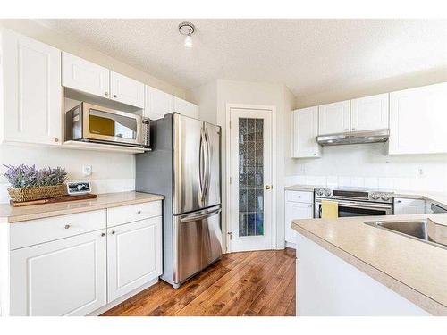 185 Arbour Stone Close Nw, Calgary, AB - Indoor Photo Showing Kitchen With Stainless Steel Kitchen