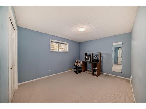 43 Scimitar Point Nw, Calgary, AB - Indoor