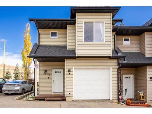 8-249 Ross Avenue, Cochrane, AB - Outdoor