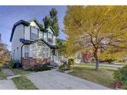 2048 Country Hills Circle NW Calgary, AB T3K 4Z2