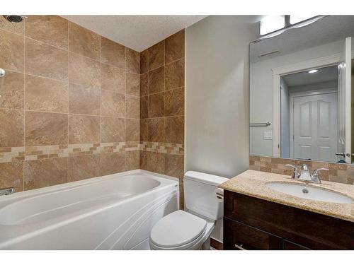 79 Autumn Green Se, Calgary, AB - Indoor Photo Showing Bathroom