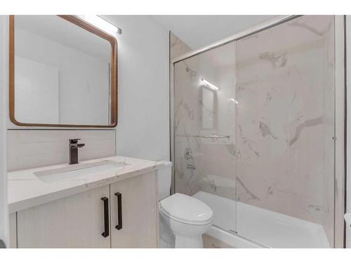 1344 Pennsburg Road Se, Calgary, AB - Indoor Photo Showing Bathroom