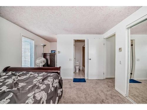 423 Whitehorn Place Ne, Calgary, AB - Indoor Photo Showing Bedroom