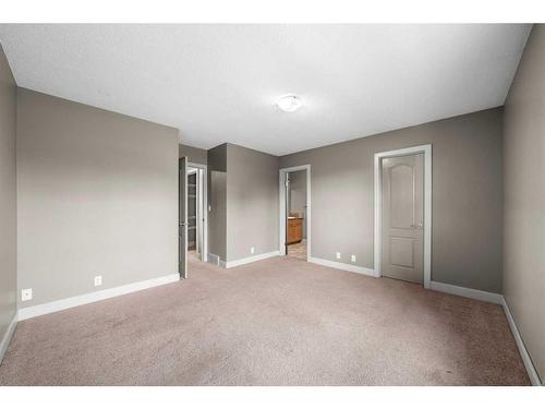 1031 Hammond Avenue, Crossfield, AB - Indoor Photo Showing Other Room