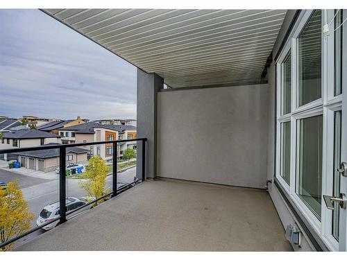 3320-95 Burma Star Road Sw, Calgary, AB - Outdoor With Balcony With Exterior