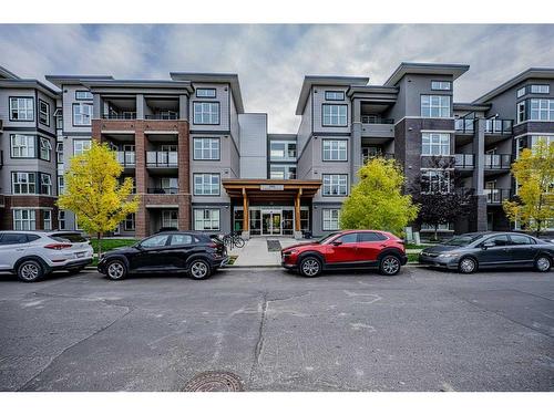 3320-95 Burma Star Road Sw, Calgary, AB - Outdoor With Balcony With Facade