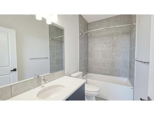 217 Homestead Crescent, Calgary, AB - Indoor Photo Showing Bathroom