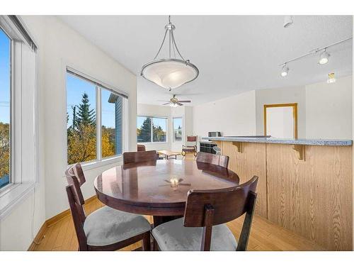 227-1920 14 Avenue Ne, Calgary, AB - Indoor Photo Showing Dining Room