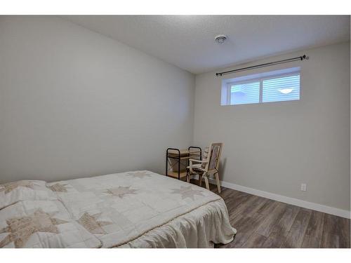 100 Sage Bluff Close Nw, Calgary, AB - Indoor Photo Showing Bedroom