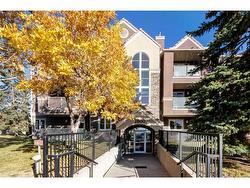 11-2811 Edenwold Heights NW Calgary, AB T3A 4Y5