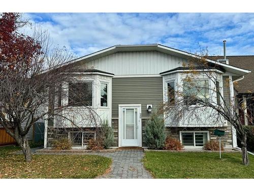 20 Ventura Road Ne, Calgary, AB - Outdoor