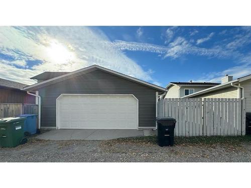 20 Ventura Road Ne, Calgary, AB - Outdoor With Exterior