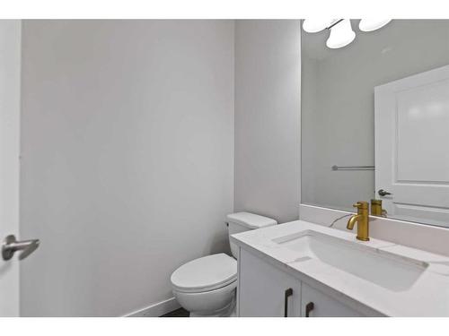 210 Corner Meadows Square Ne, Calgary, AB - Indoor Photo Showing Bathroom