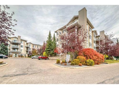 312-345 Rocky Vista Park Nw, Calgary, AB - Outdoor With Facade