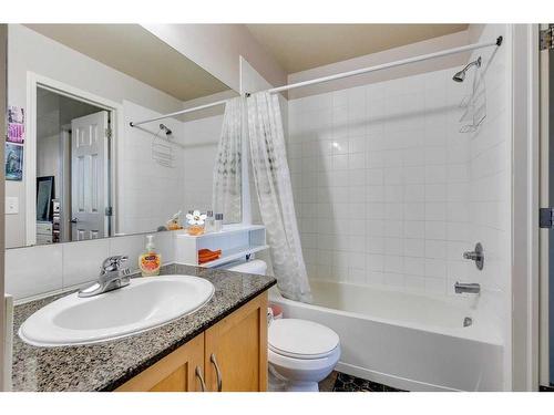 403-5720 2 Street Sw, Calgary, AB - Indoor Photo Showing Bathroom