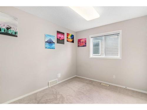 121 Saddlecrest Way Ne, Calgary, AB - Indoor Photo Showing Other Room