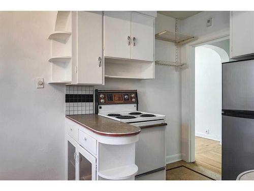 No.-1805 16 Street Sw, Calgary, AB - Indoor Photo Showing Kitchen