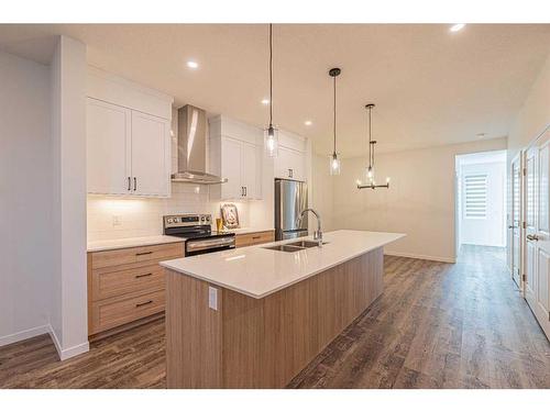 272 Corner Glen Crescent Ne, Calgary, AB - Indoor Photo Showing Kitchen With Stainless Steel Kitchen With Double Sink With Upgraded Kitchen